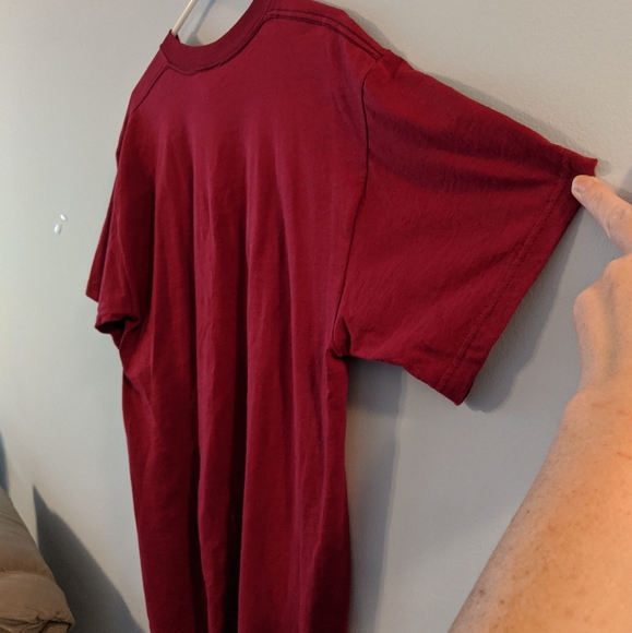 ๐จโ๐ Red University of Alabama Roll Tide T-shirt - Picture 6 of 7